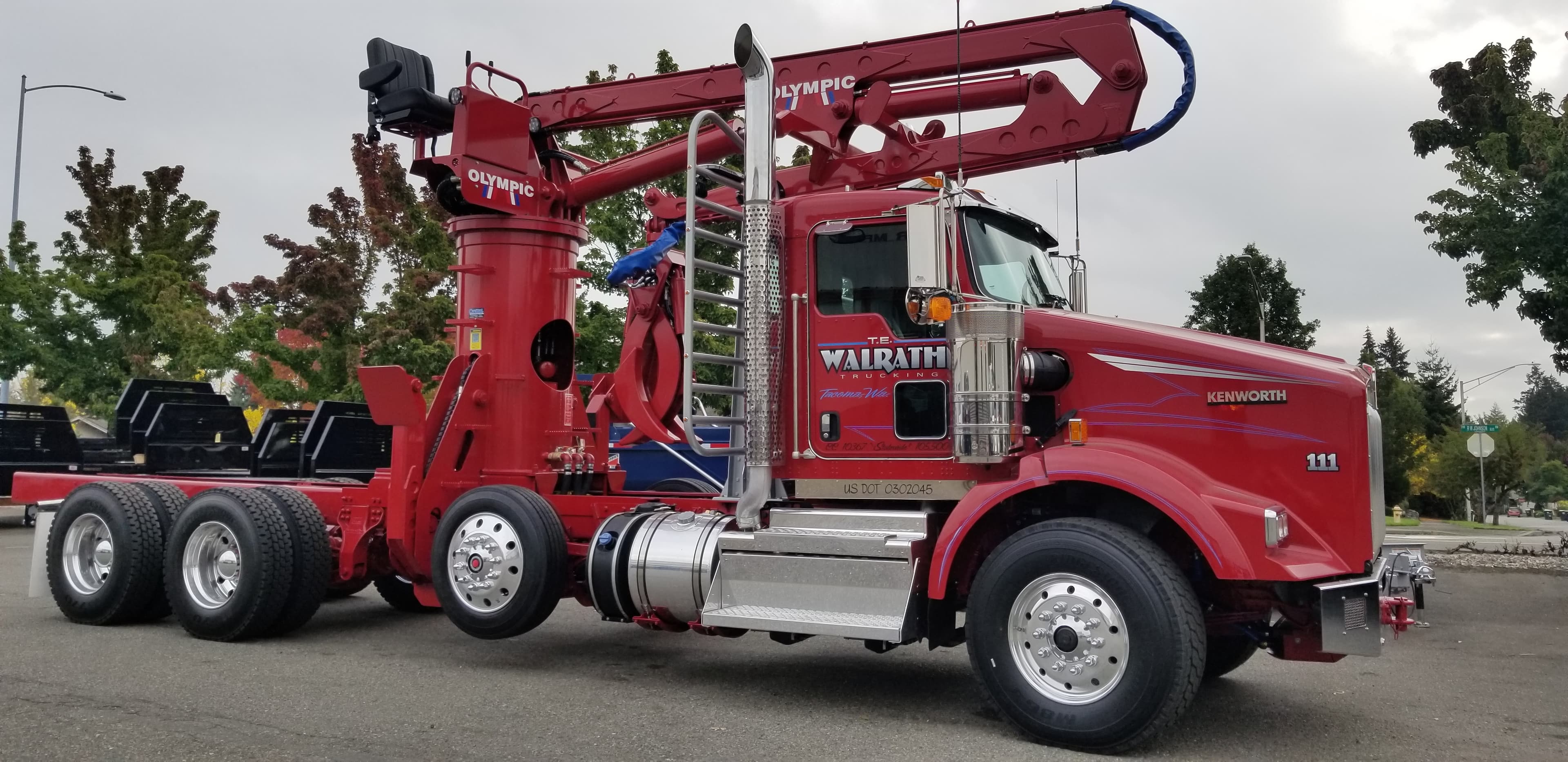 10 Ton loader grapple close-up